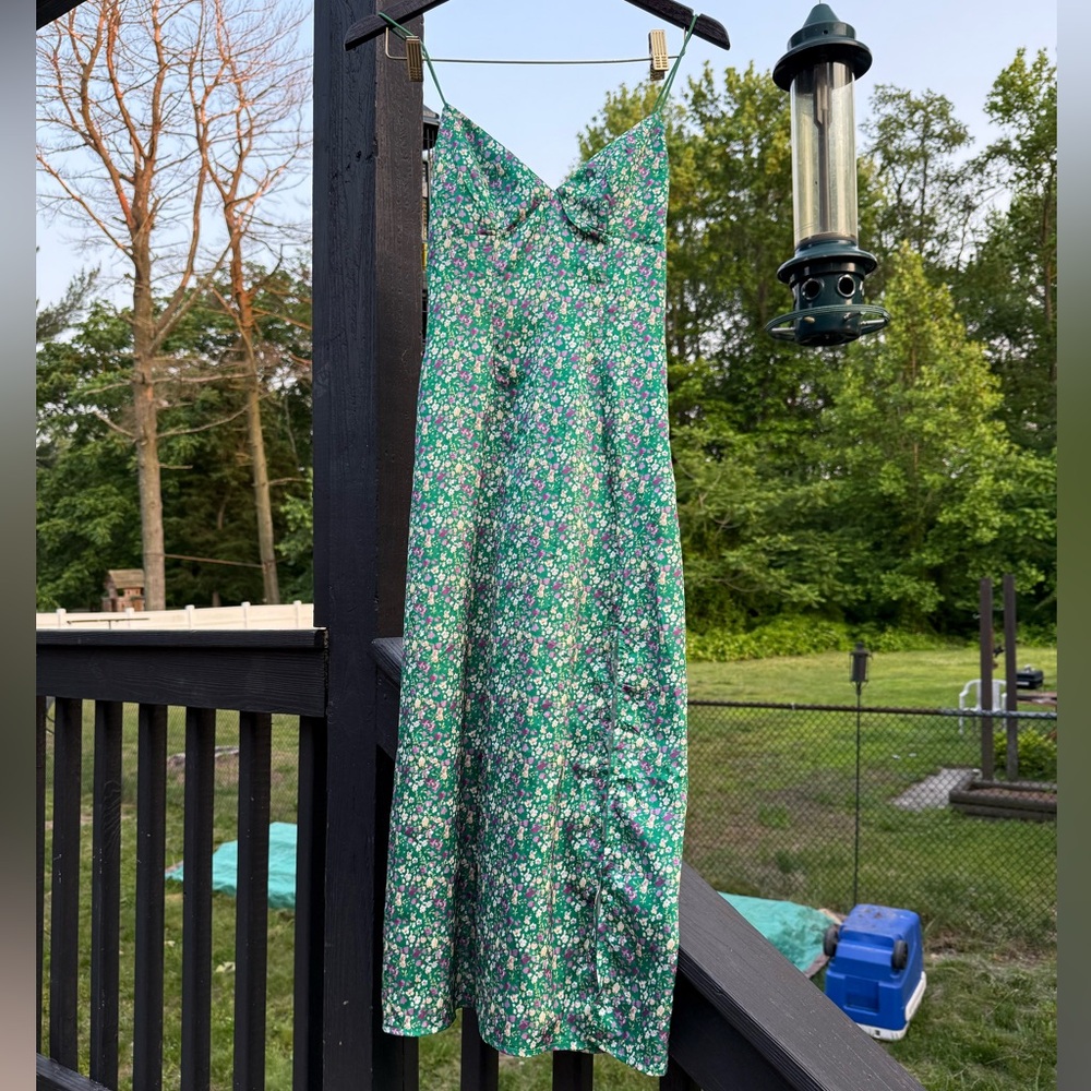 Urban Outfitters Green and White Sweetheart Sundress by Kiss the Sky